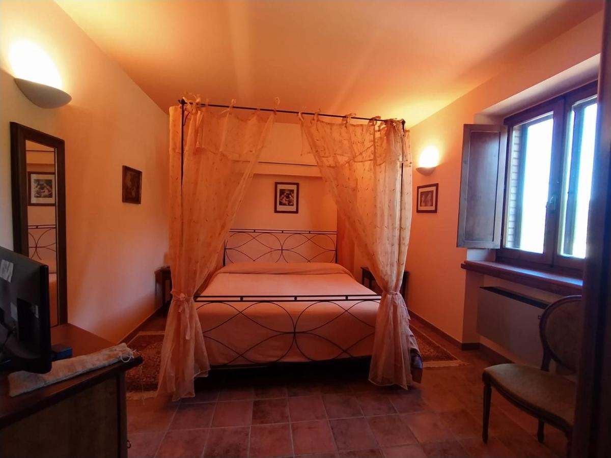 Il Colombaio Agriturismo Montegabbione Eksteriør billede