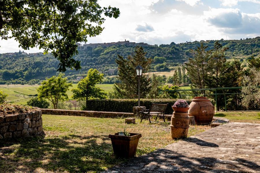 Il Colombaio Agriturismo Montegabbione Eksteriør billede